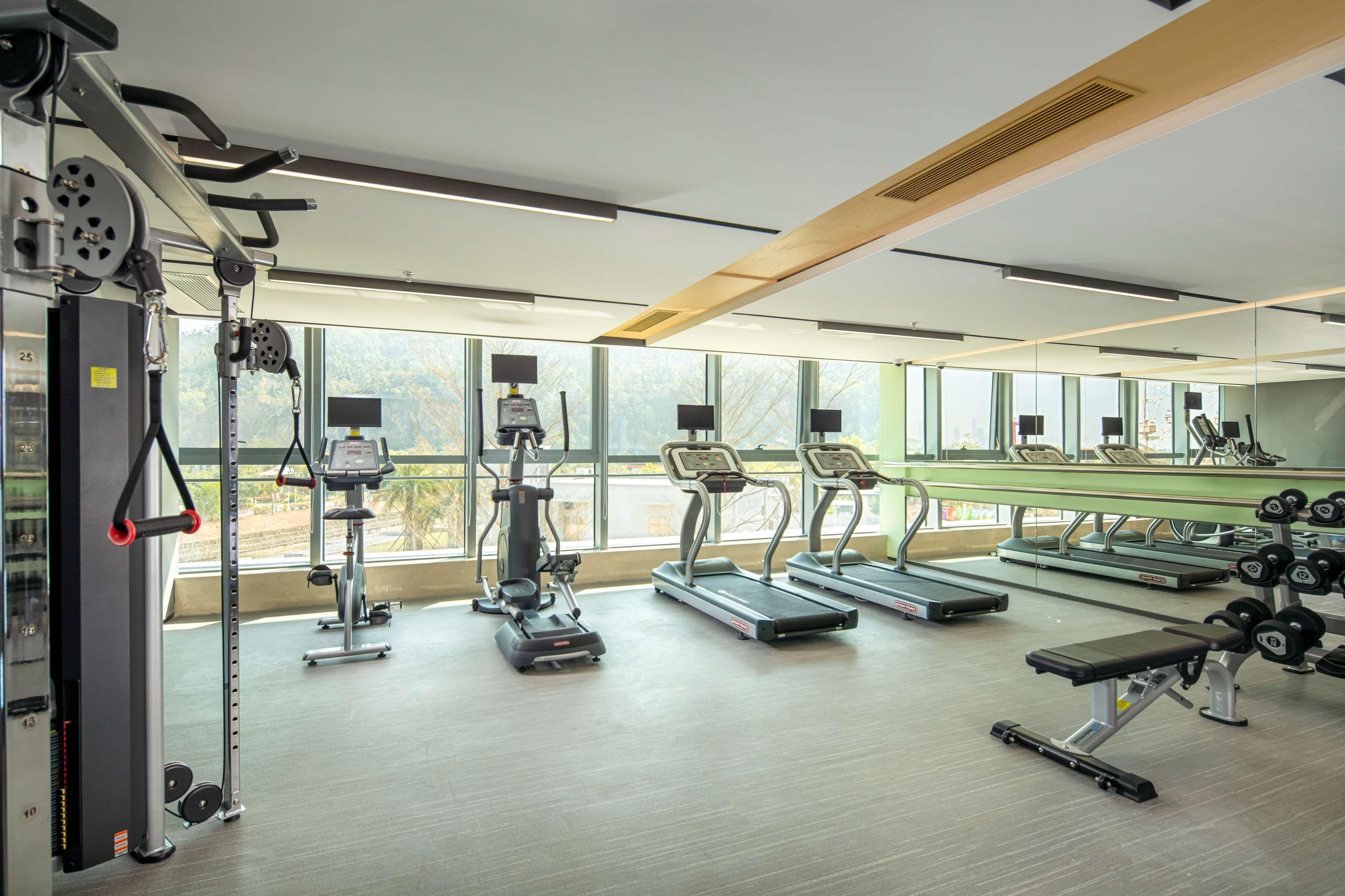 Hilton Garden Inn Zhuhai Hengqin Sumlodol Park Екстериор снимка