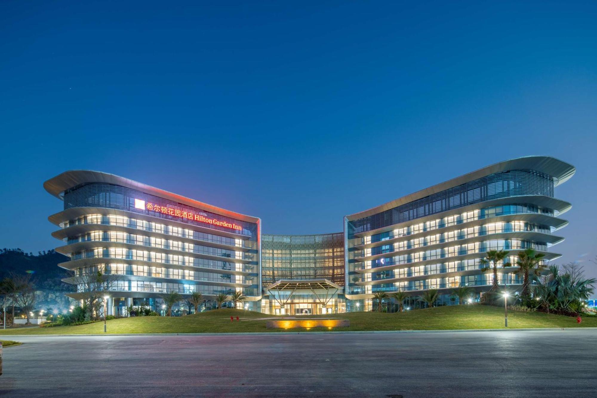 Hilton Garden Inn Zhuhai Hengqin Sumlodol Park Екстериор снимка